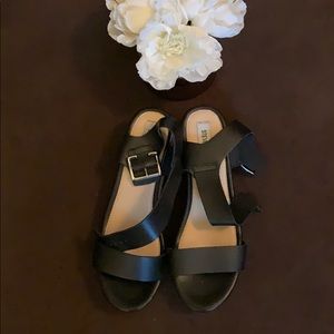 Steve Madden Platform sandals